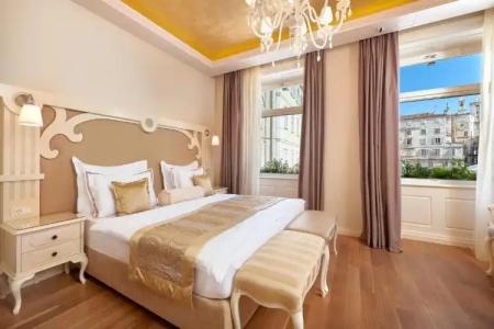 Piazza Heritage - 99