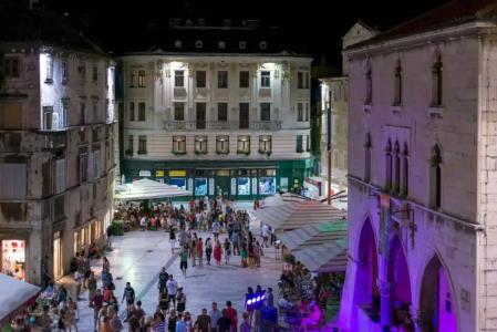 Piazza Heritage - 13