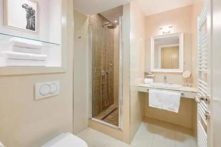 Piazza Heritage - 102