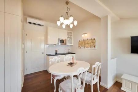 Piazza Heritage - 106