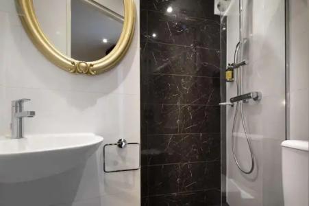 Hôtel Montparnasse Saint Germain - 46
