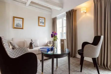 Madeleine Plaza - 22