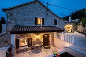 Ivan Dolac - Hotels Ivan Dolac - Hotels