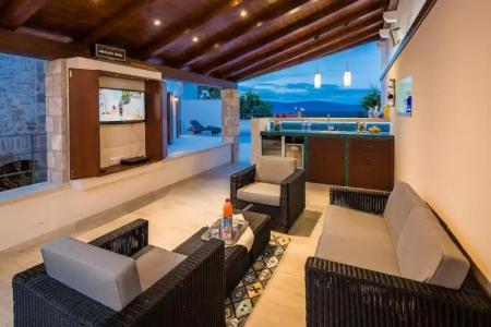 Villa Jasmine - 1