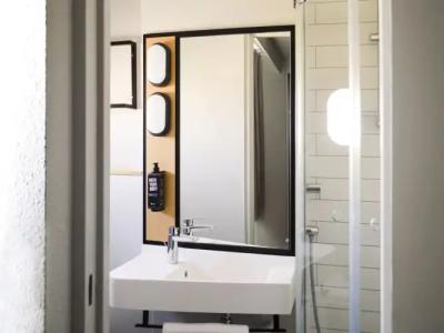 Ibis Paris Eiffel Tower Cambronne 15th - 6