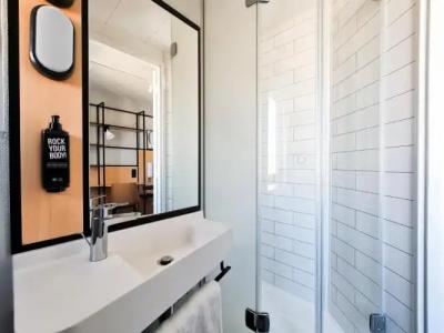 Ibis Paris Eiffel Tower Cambronne 15th - 27