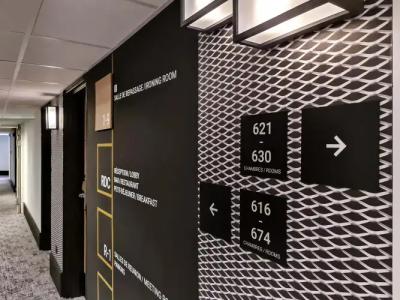 Ibis Paris Eiffel Tower Cambronne 15th - 23