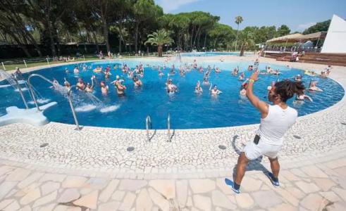 Happy Camp mobile homes in Villaggio Camping Baia Domizia - 19