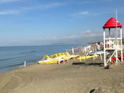 Happy Camp mobile homes in Villaggio Camping Baia Domizia - 14