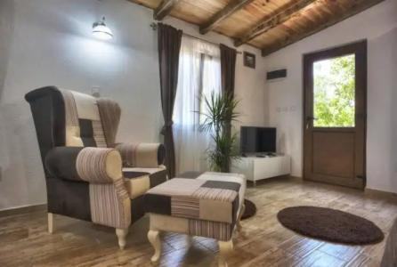 Harmonia Bungalows & Pool - 1