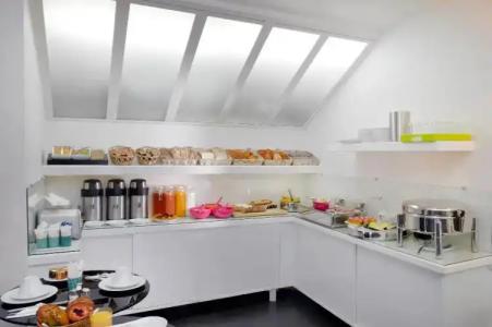 Hôtel Plaza Étoile - 10