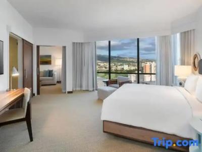 Hyatt Centric Waikiki Beach - 57