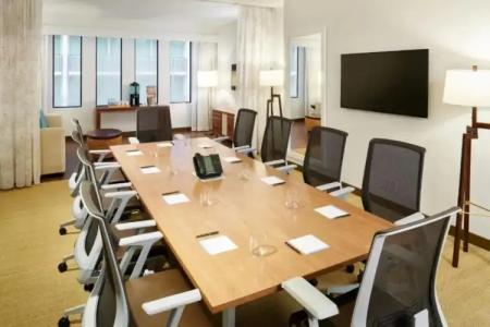 Hyatt Centric Waikiki Beach - 14