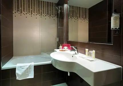 Best Western Anjou Lafayette Opera - 85