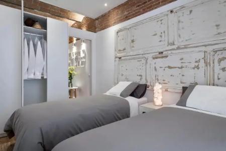 Charming Parallel - 21