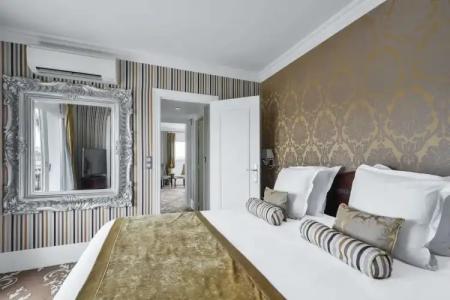 Maison Astor Paris, Curio Collection by Hilton - 59