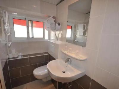 Hôtel Saint Georges Lafayette - 33