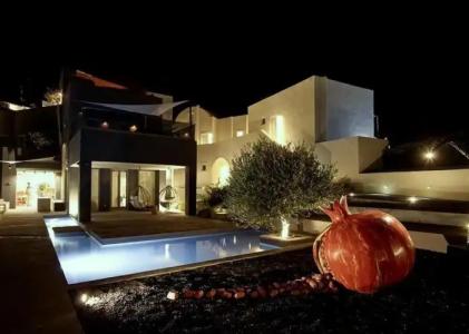 West East Suites - 0