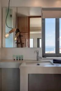 West East Suites - 72