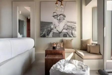 West East Suites - 88