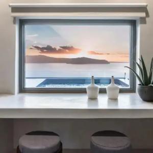 West East Suites - 76