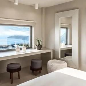 West East Suites - 74