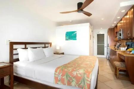 Napili Sunset Beach Front Resort - 1