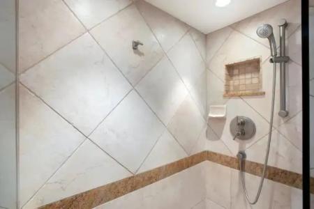 Napili Sunset Beach Front Resort - 6