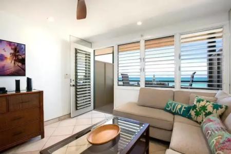 Napili Sunset Beach Front Resort - 4