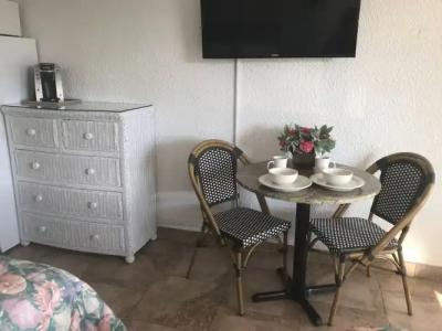 Pyramid Resort Motel - 2