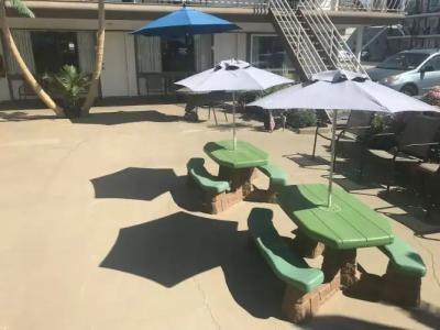 Pyramid Resort Motel - 17