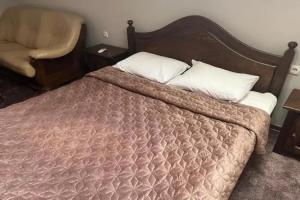 U Dominicana, Kamenets-Podolskiy