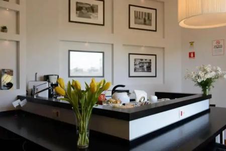 At Home Townhouse - Filiberto - 14