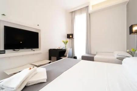 At Home Townhouse - Filiberto - 16