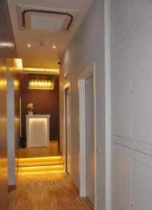 At Home Townhouse - Filiberto - 12
