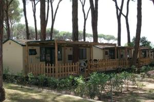 Fabulous Village, Casal Palocco