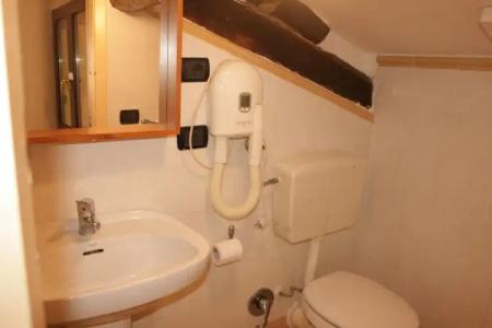 Sixtythree guesthouse - 5