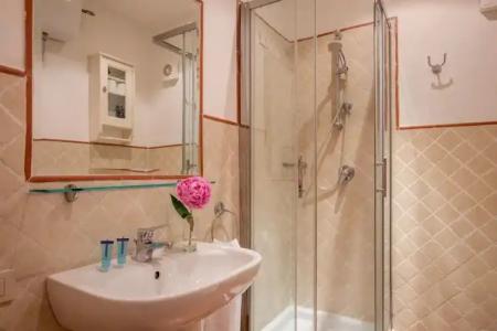 Aenea Superior Inn - 85