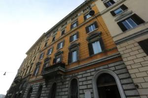 Luxury on the River, Rome