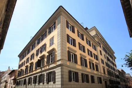 Trianon Borgo Pio Aparthotel - 0