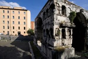 Palazzo Al Velabro Apart-hotel, Rome