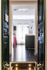 Imperial Suite Guest House - 10