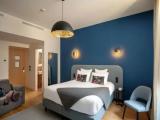 Double Club room