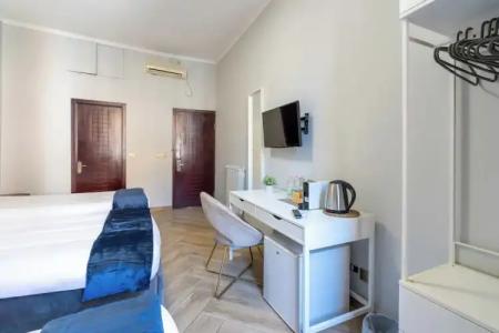 Portafortuna Guest House - 44