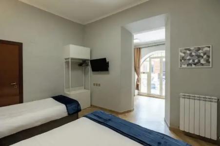 Portafortuna Guest House - 69