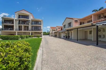 Cityville Luxury Apartments and Motel - 0
