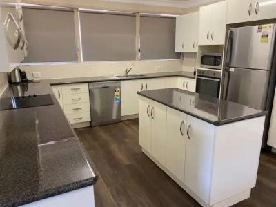 Cityville Luxury Apartments and Motel - 64
