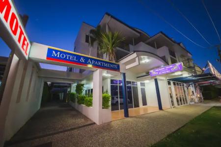 Cosmopolitan Motel & Serviced Apartments - 26