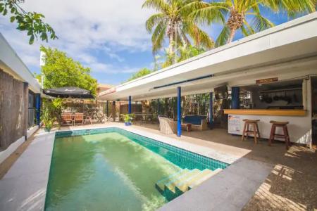 Cosmopolitan Motel & Serviced Apartments - 14