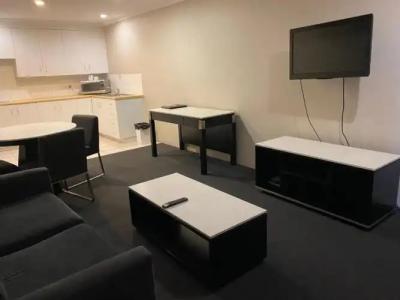 Cosmopolitan Motel & Serviced Apartments - 70